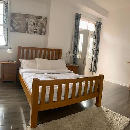 Old Town View Apartment Единбург Екстериор снимка